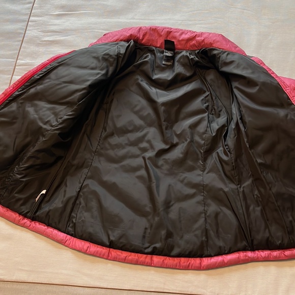 The North Face pink winter jacket - Picture 9 of 9
